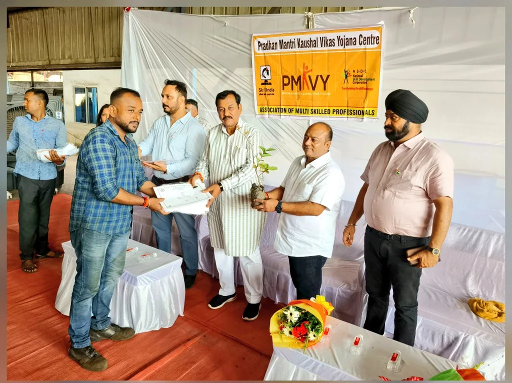 PMKVY Certificate Distribution
